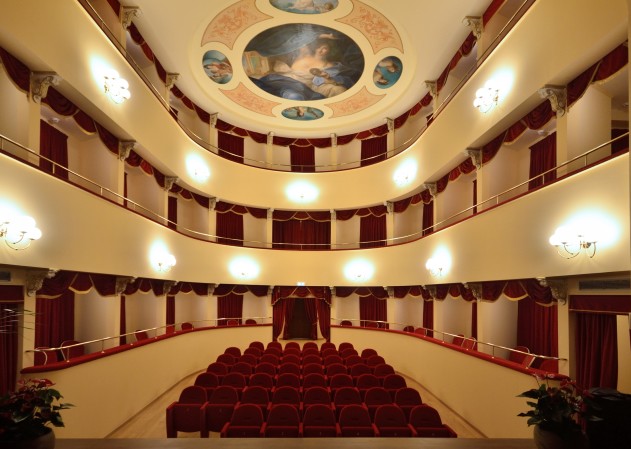 Teatro Talia 02